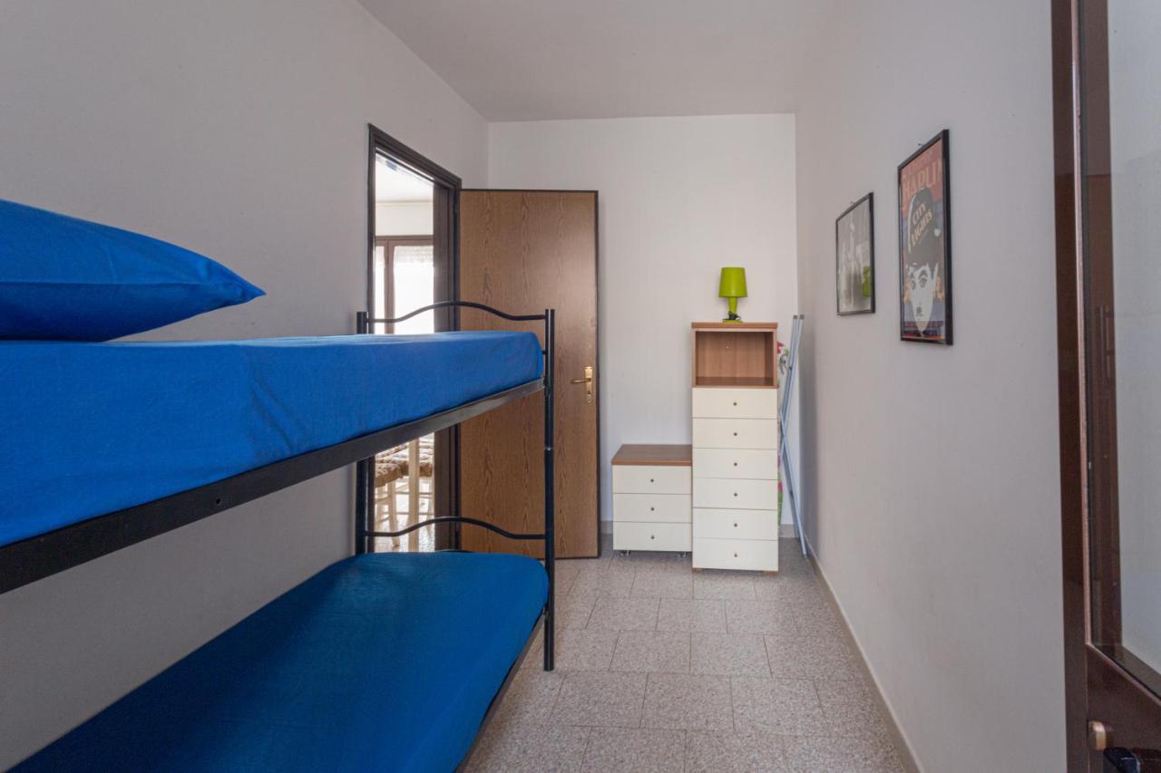 Appartamento A 150 M Dal Mare Climatizzato Con Bellissimo Patio Esterno Torre Pali 외부 사진